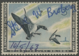 Picture of RW30 1963 Duck Stamp  Used F-VF